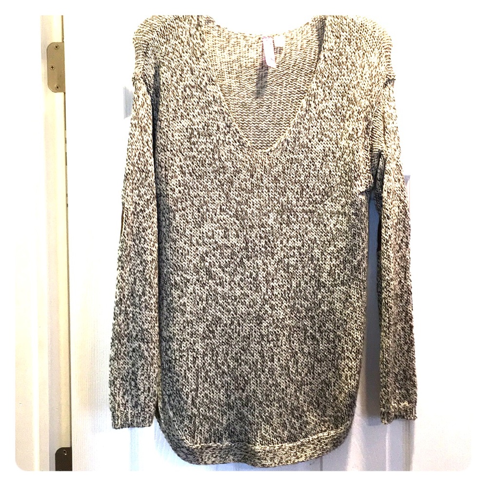 Black and white sweater